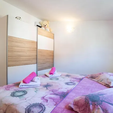 3 Bedroom Beautiful In *