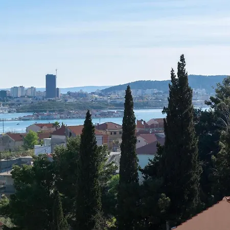 Lejlighed 3 Bedroom Beautiful In Solin