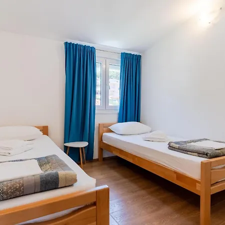 3 Bedroom Beautiful In 아파트 솔린