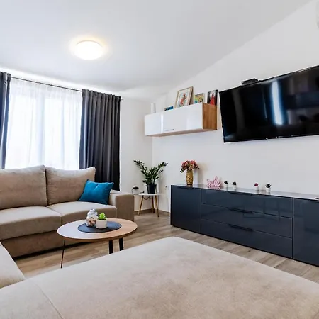 아파트 3 Bedroom Beautiful In