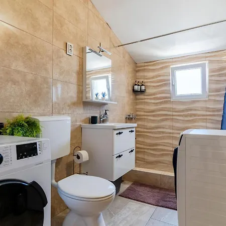 Lejlighed 3 Bedroom Beautiful In