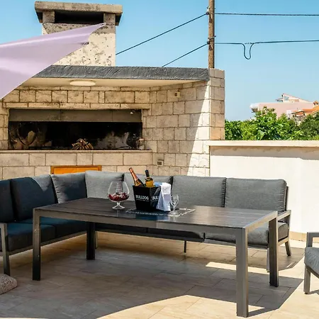 Lejlighed 3 Bedroom Beautiful In *
